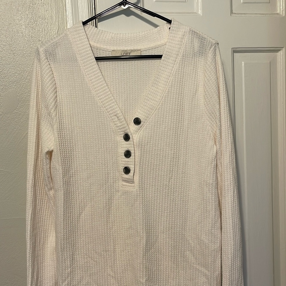 Loft waffle top, size L, great condition!